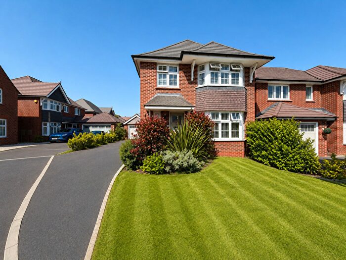 4 Bedroom Detached House For Sale In Cartmel Close, Burscough, L40