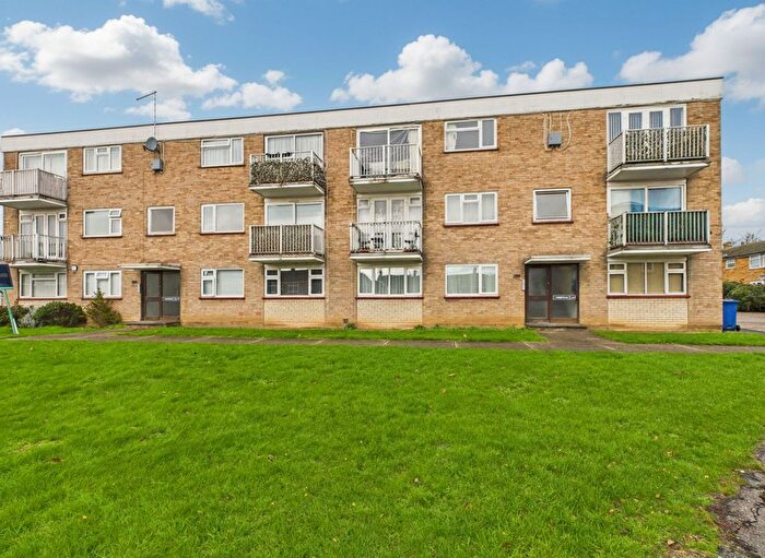 1 Bedroom Flat For Sale In Gordon Road, Corringham, SS17