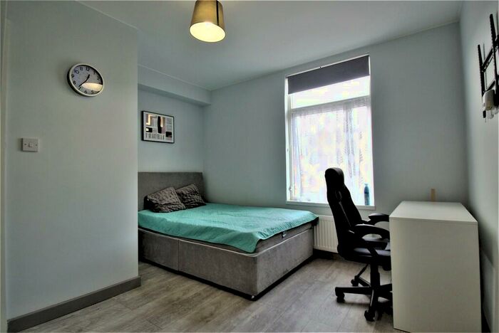 4 Bedroom Terraced House To Rent In Hollis Road, Coventry, CV3