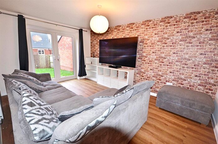 5 Bedroom Detached House For Sale In Astral Way, Stone, ST15 - Photo 3