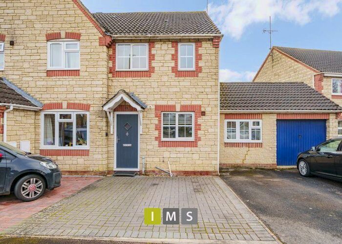 2 Bedroom Detached House To Rent In Goldcrest Way, Bicester, OX26