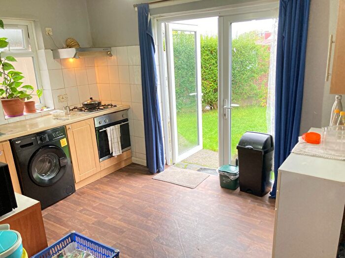 2 Bedroom Flat To Rent In Very Near Carlyle Avenue Area, Southall, UB1