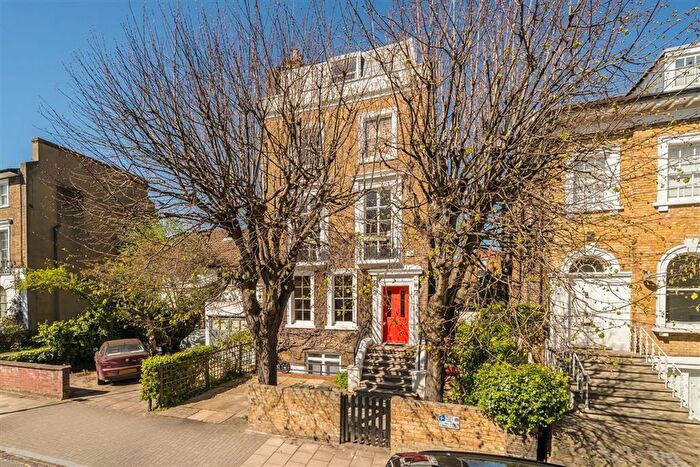 6 Bedroom Detached House For Sale In Groveway, Stockwell, SW9