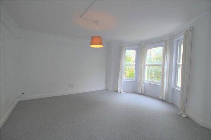2 Bedroom Flat To Rent In Manor Park, London, SE13