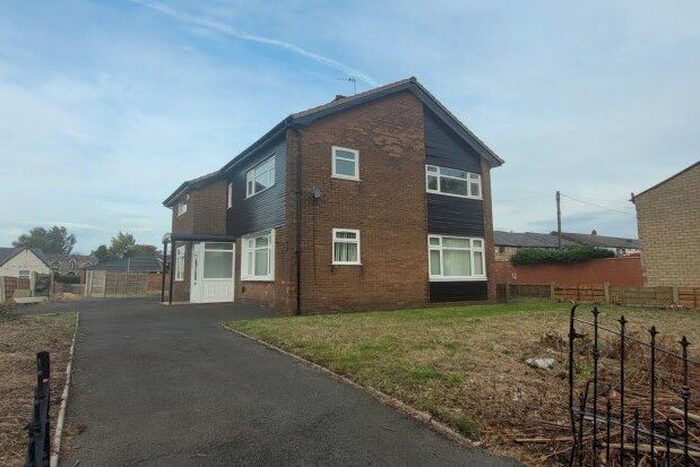 4 Bedroom Property To Rent In Tonge Fold Road, Bolton, BL2