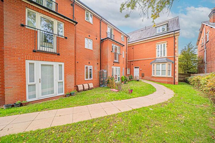 1 Bedroom Apartment For Sale In Warwick Road, Solihull, B92