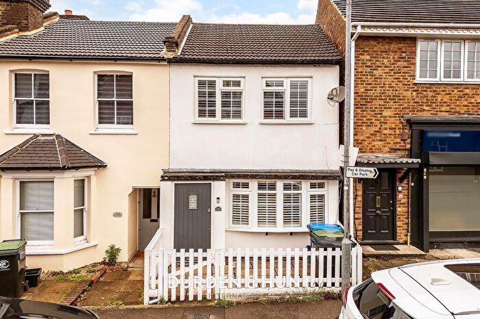 2 Bedroom Terraced House To Rent In Forest Road, Loughton, IG10