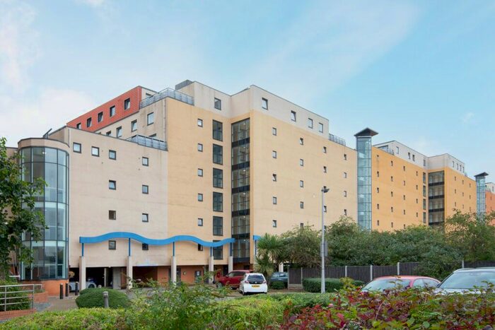 3 Bedroom Flat To Rent In Tradewinds, Wards Wharf Approach, London, E16