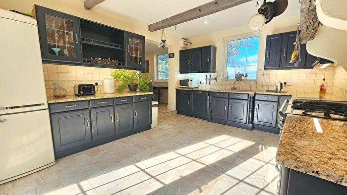 5 Bedroom Detached House For Sale In Digby Fen, Billinghay, LN4