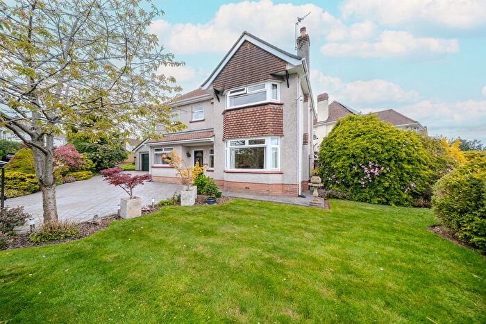 4 Bedroom Detached House For Sale In Beech Grove, Chepstow, NP16
