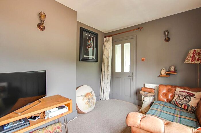 4 Bedroom Detached House For Sale In Solent Road, Walkford, Christchurch, BH23