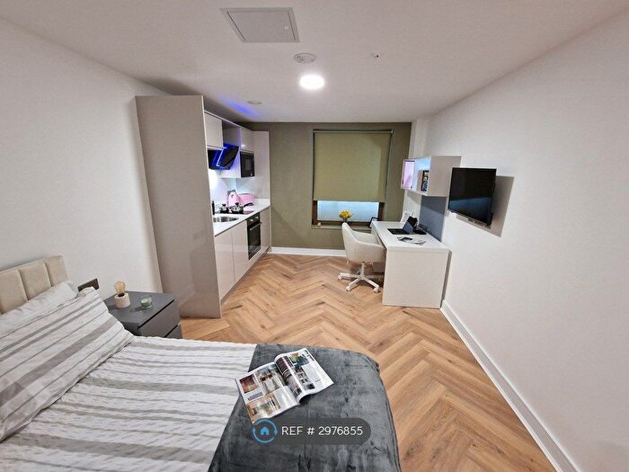Studio To Rent In Oldham Place, Liverpool, L1