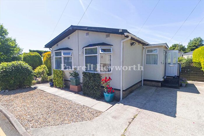 2 Bedroom Bungalow For Sale In Middleton Road, Middleton, Morecambe, LA3