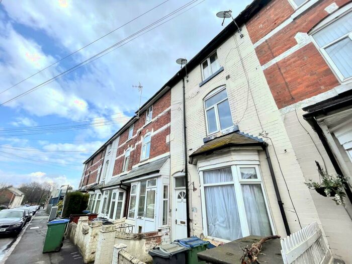 Flat To Rent In Anderson Road, Smethwick, B66