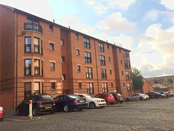 3 Bedroom Flat To Rent In Lymburn Street, Kelvinhall, Glasgow, G3