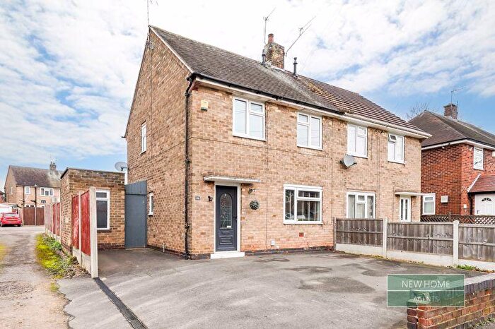 3 Bedroom Semi-Detached House For Sale In Broomhill Road, Hucknall, Nottingham, Nottinghamshire, NG15
