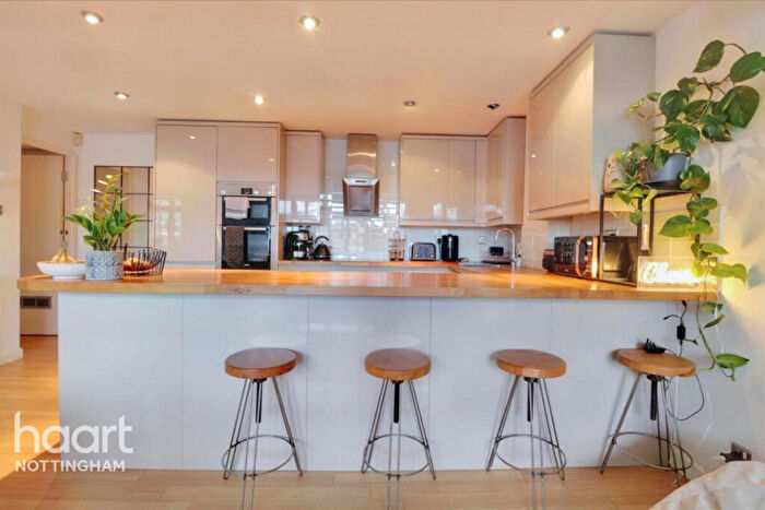 3 Bedroom Apartment To Rent In Upper College Street, Nottingham, NG1