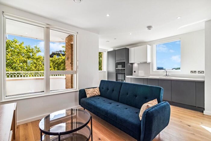 1 Bedroom Flat To Rent In Belmont Street, Chalk Farm, NW1