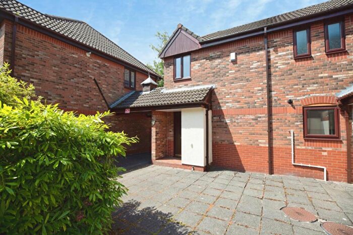 3 Bedroom End Of Terrace House For Sale In Saunders Mews, Chorley, Lancashire, PR7