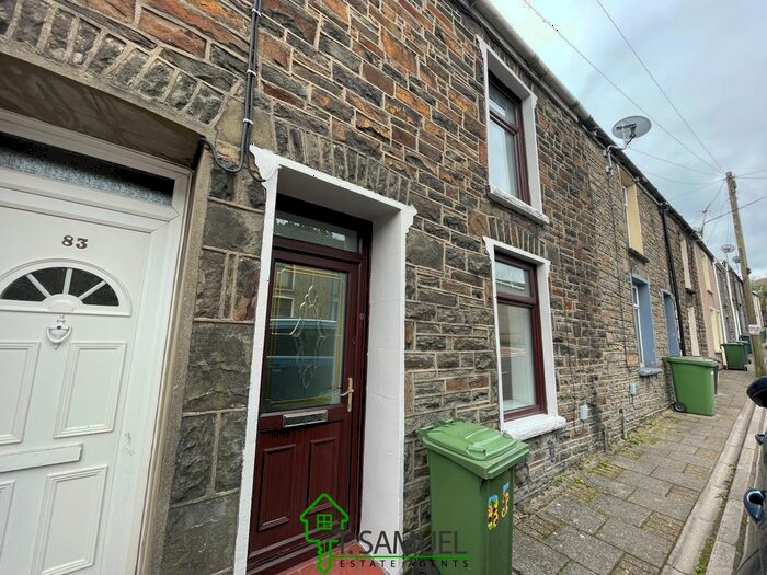 2 Bedroom Terraced House To Rent In High Street, Mountain Ash, CF45