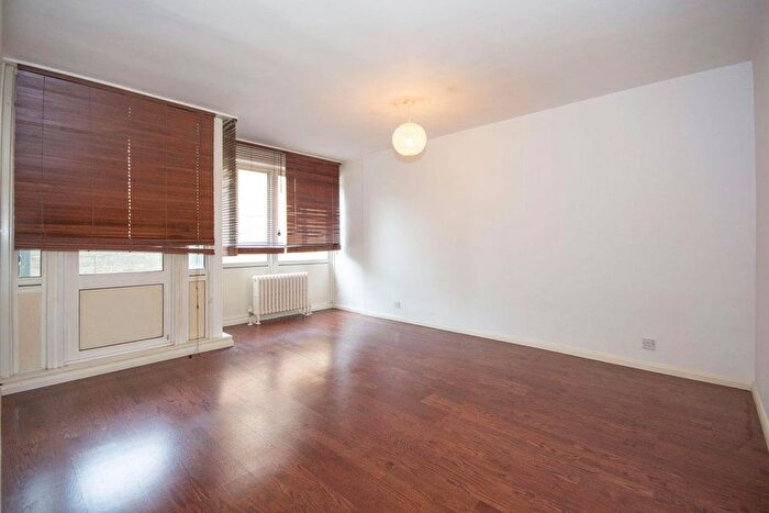2 Bedroom Flat To Rent In Churchill Gardens, Pimlico, SW1V