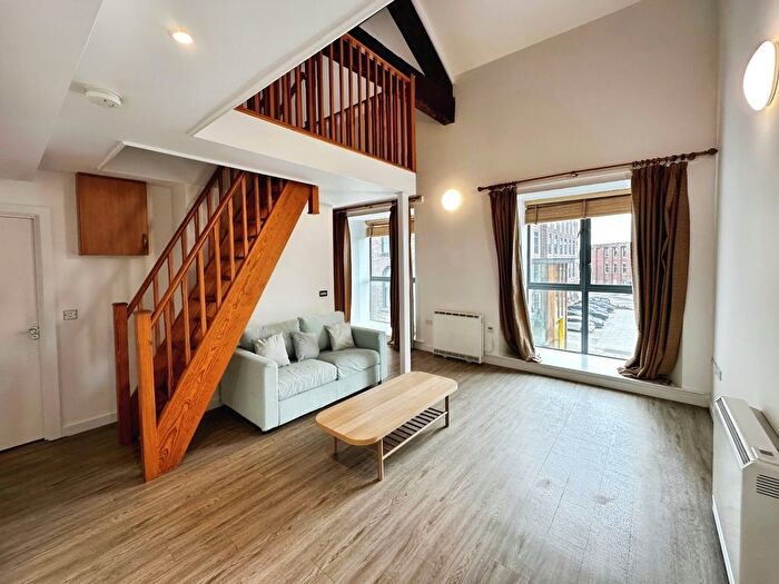 1 Bedroom Flat To Rent In Butcher Street, Holbeck, Leeds, LS11