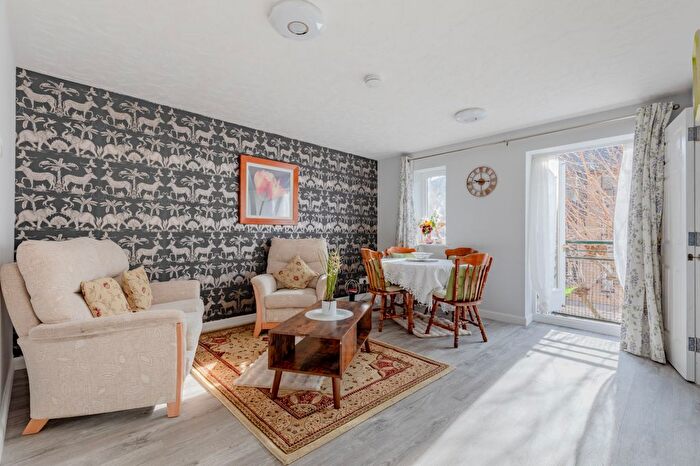 2 Bedroom Flat To Rent In Wesley Avenue, London, E16