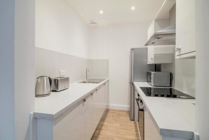 2 Bedroom Flat To Rent In Hotspur Street, North Kelvinside, Glasgow, G20