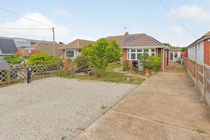 3 Bedroom Detached Bungalow To Rent In Maydowns Road, Chestfield, Whitstable, CT5
