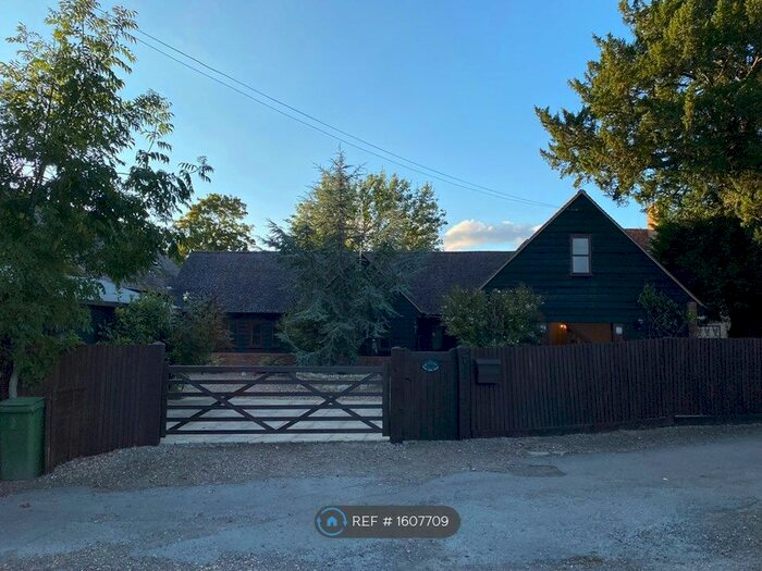 3 Bedroom Semi-Detached House To Rent In School Lane, Dinton, Bucks, HP17