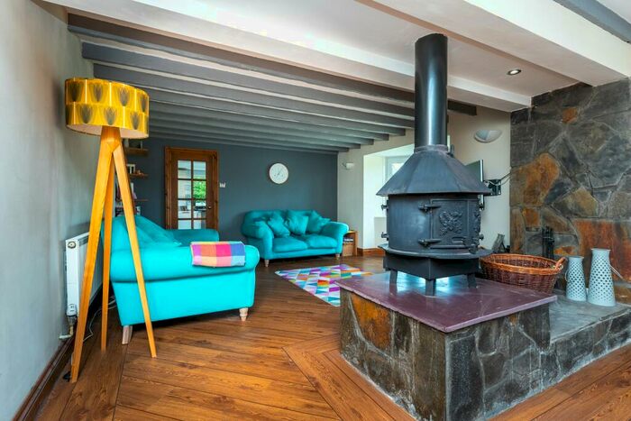 5 Bedroom Detached House For Sale In Howells Terrace, Alltwen, City And County Of Swansea., SA8