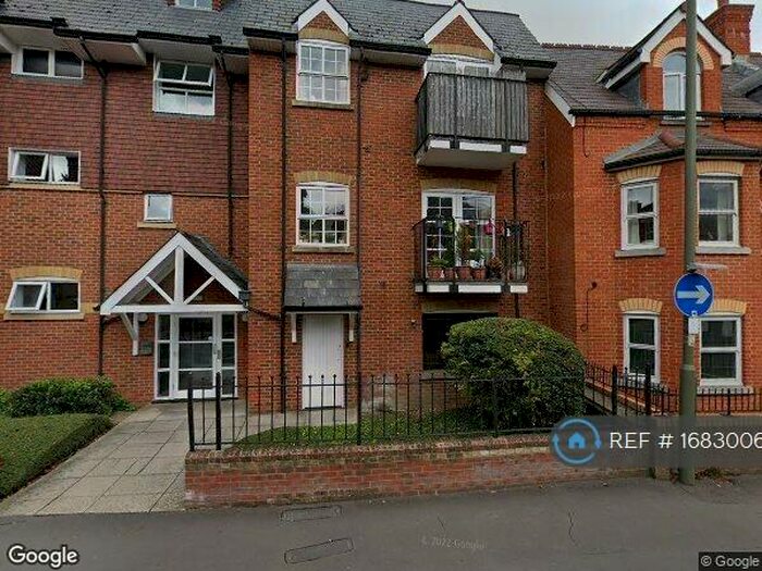 2 Bedroom Flat To Rent In Sydenham Road, Guildford, GU1