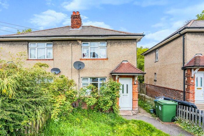3 Bedroom Semi-Detached House To Rent In Vine Road, Southampton, Hampshire, SO16