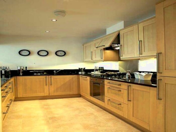 2 Bedroom Apartment To Rent In River Crescent Waterside Way, NG2