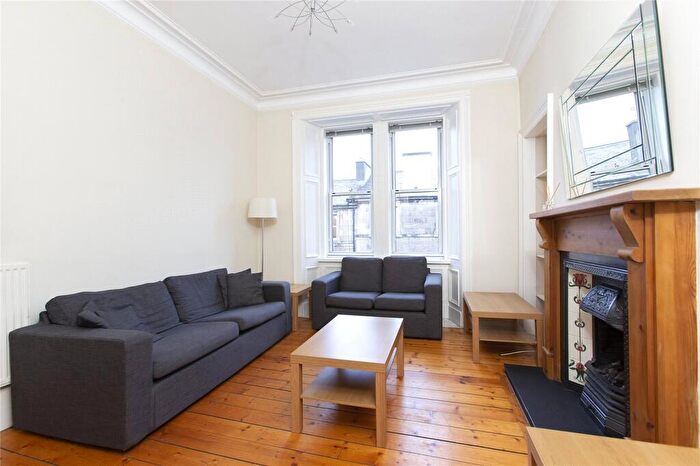 2 Bedroom Flat To Rent In Roseburn Place, Edinburgh, EH12