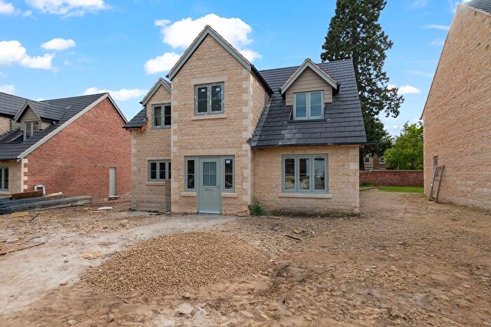 4 Bedroom Detached House For Sale In Main Road, Barleythorpe, Rutland, LE15