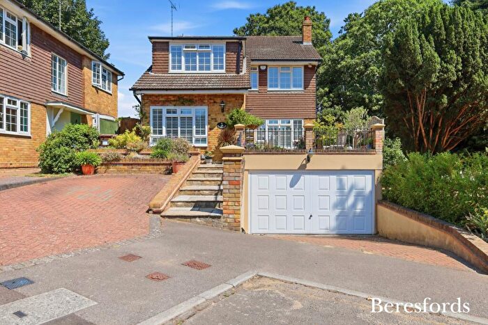 4 Bedroom Detached House For Sale In Pittman Close, Ingrave, CM13