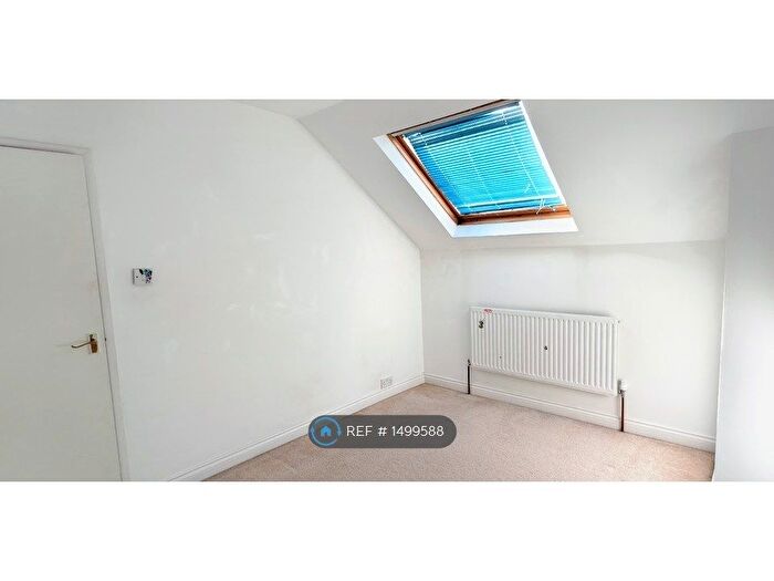 3 Bedroom Flat To Rent In Manchester Road, Altrincham, WA14