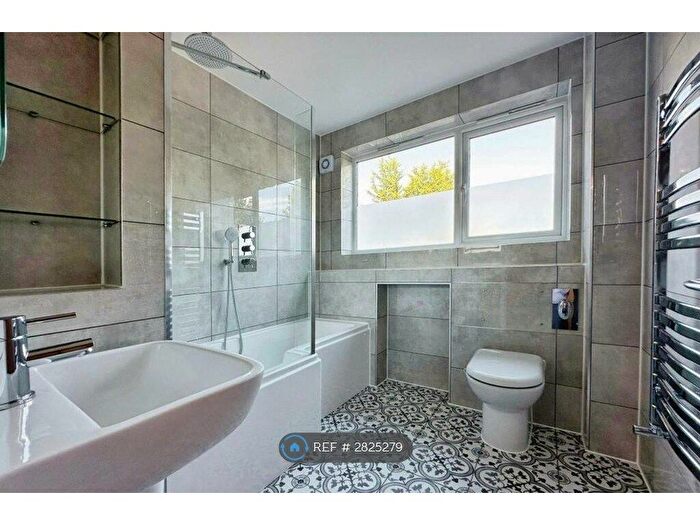 4 Bedroom Terraced House To Rent In Croft Close, Braintree, CM7