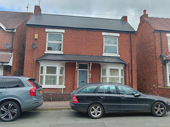 4 Bedroom Detached House To Rent In Ivanhoe Road, Lichfield, WS14