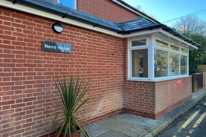 2 Bedroom Flat To Rent In Piltdown, Uckfield, TN22