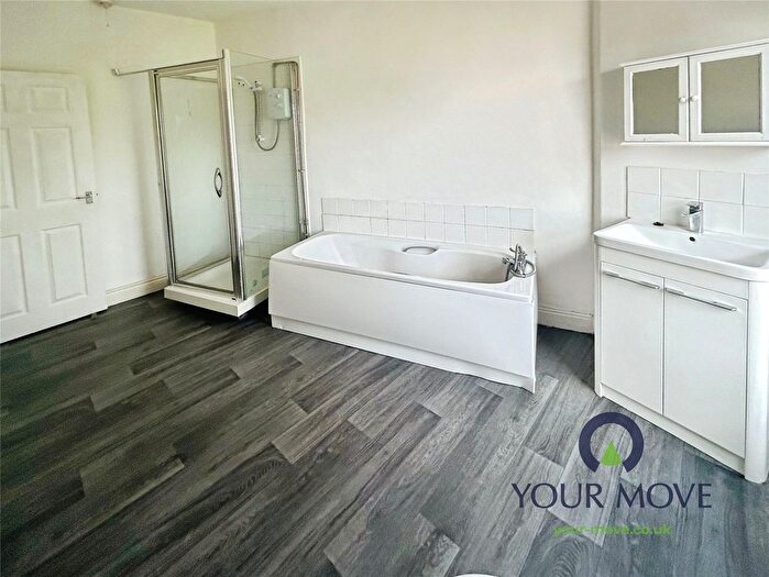 2 Bedroom End Of Terrace House To Rent In Thomas Street, Hemsworth, Pontefract, West Yorkshire, WF9