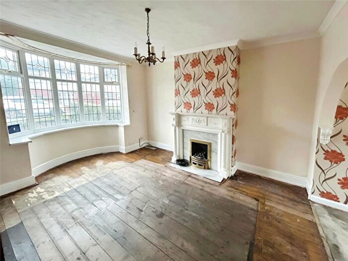 2 Bedroom Semi-Detached House For Sale In Central Avenue, Bucknall, Stoke On Trent, Staffordshire, ST2