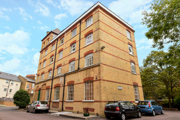 2 Bedroom Apartment To Rent In The Old Courtyard, Park Road, Bromley, BR1