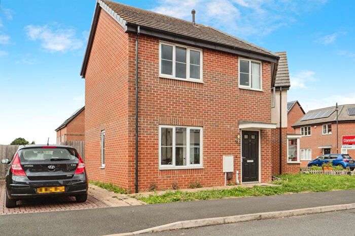 3 Bedroom End Of Terrace House For Sale In Gardenia Road, Leicester, LE5
