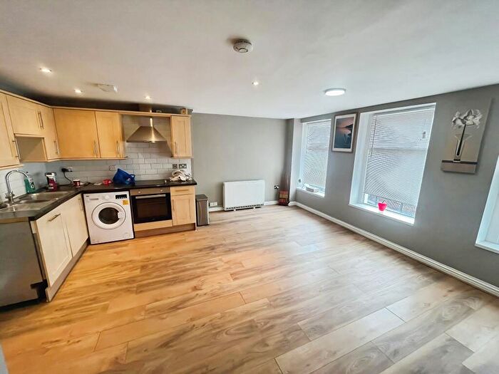 1 Bedroom Flat To Rent In Bute Street, CF10