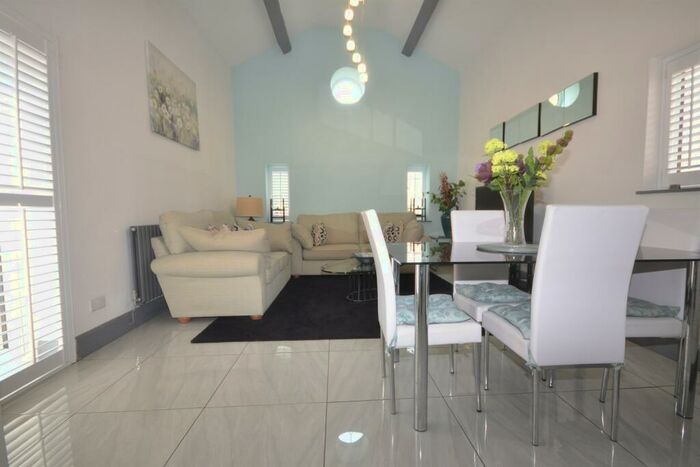 2 Bedroom Detached Bungalow To Rent In Catchpenny Cottage, Bretton, CH4