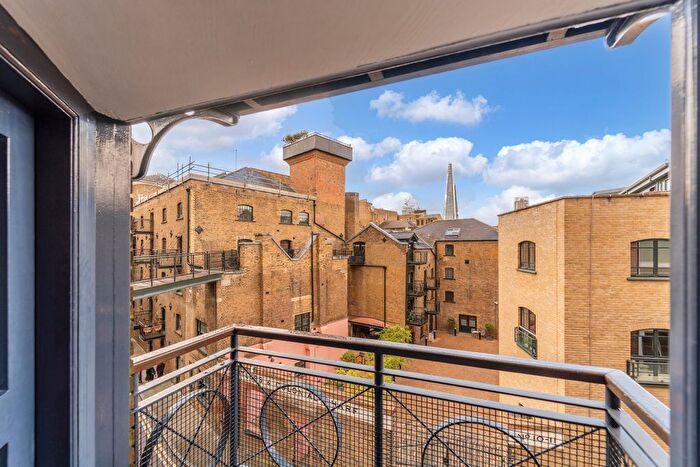 1 Bedroom Flat For Sale In Java Wharf, Shad Thames, SE1