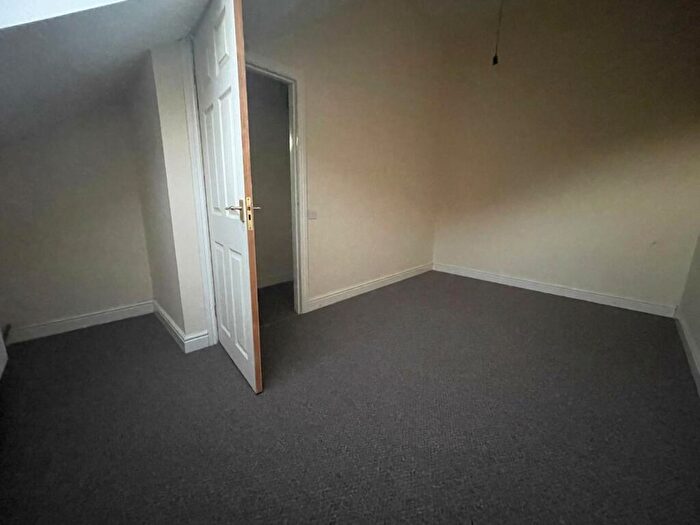 1 Bedroom Flat To Rent In Hill Street, Nantymoel, Bridgend, CF32