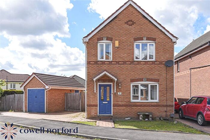 3 Bedroom Detached House For Sale In Luzley Brook Road, Royton, Oldham, OL2